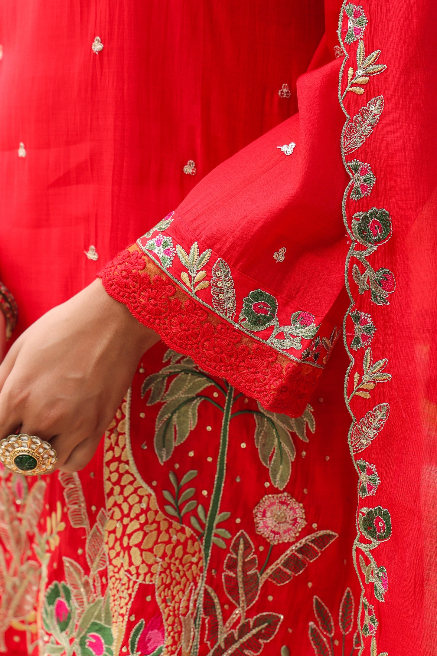 Giraffe Embroidered Red 3-Pcs Suit Set