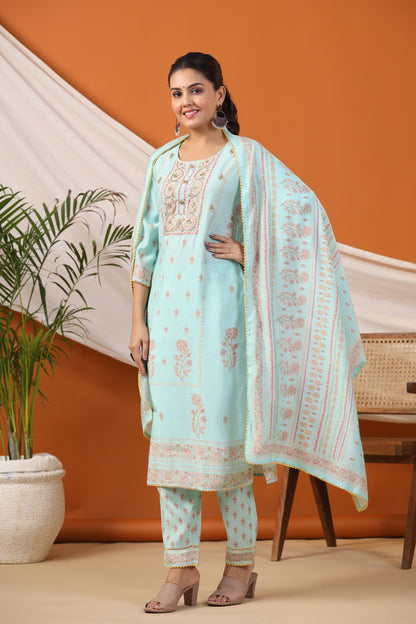 Blue Floral Print Placement Kurta & Pant Set