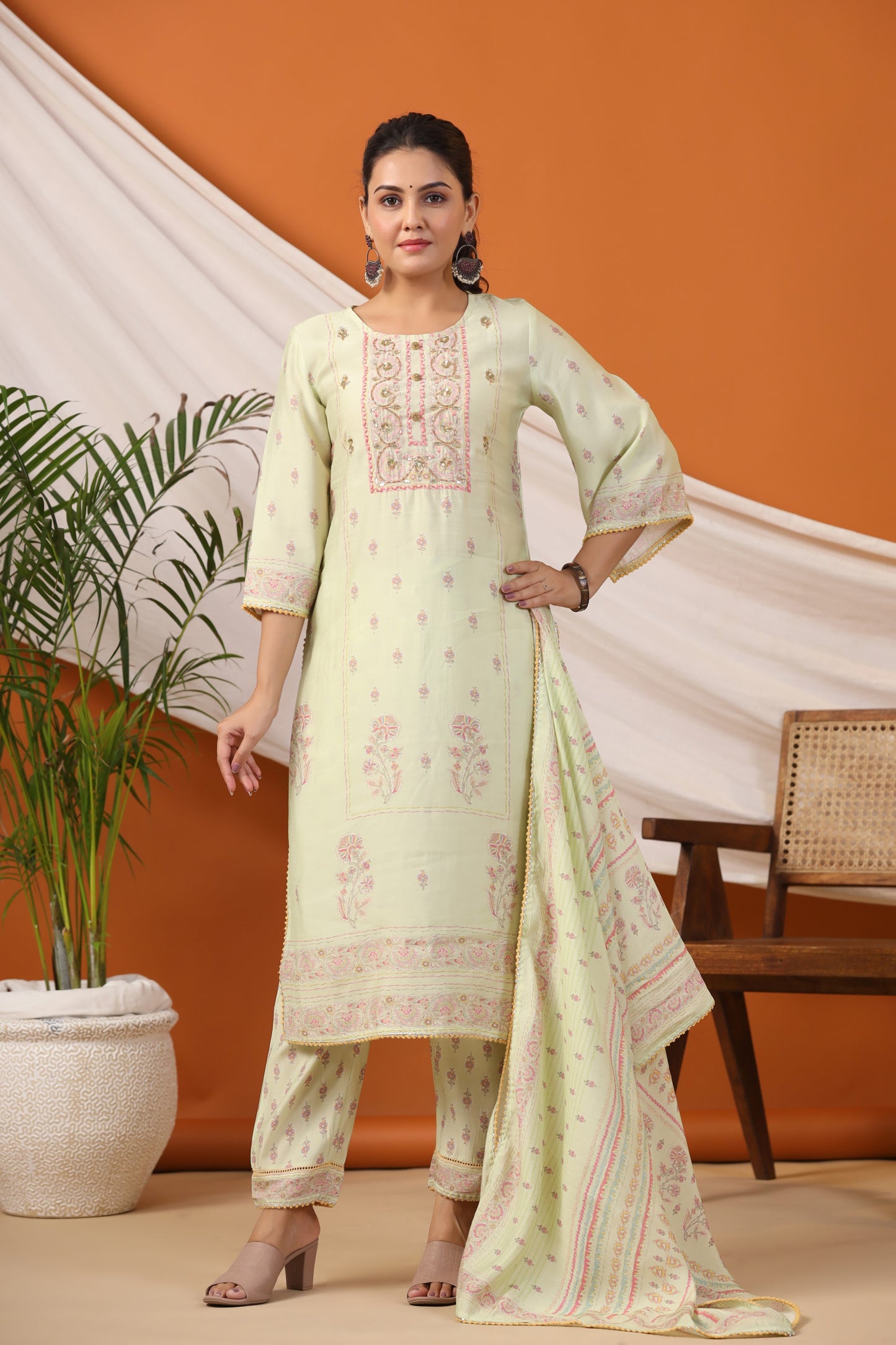 Yellow Floral Print Placement Kurta & Pant Set