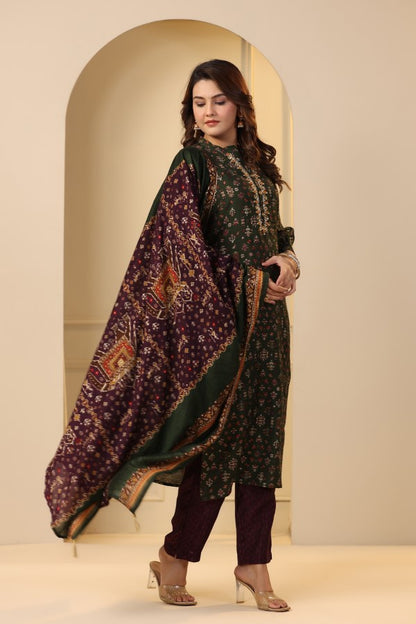 Olive Green Plaquette Handworked Straight-Cut Kurta Suit Set