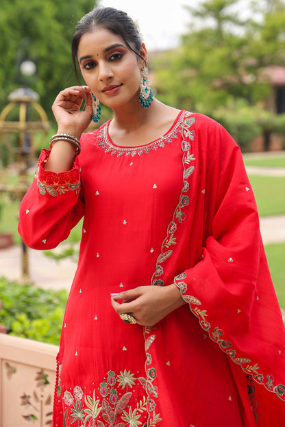 Giraffe Embroidered Red 3-Pcs Suit Set